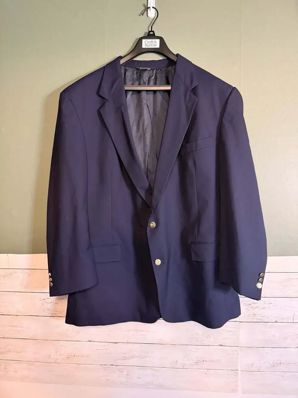 Vintage Burberrys Navy Blue Super 100s Wool Blazer Gold Crest Button 51L USA